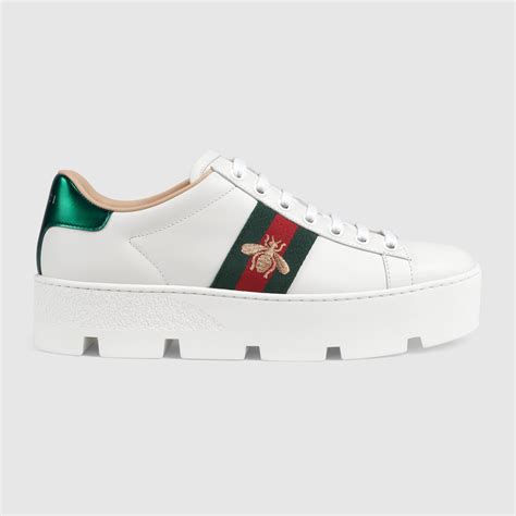 Gucci Baskets à plateforme pour femme Ace brodées